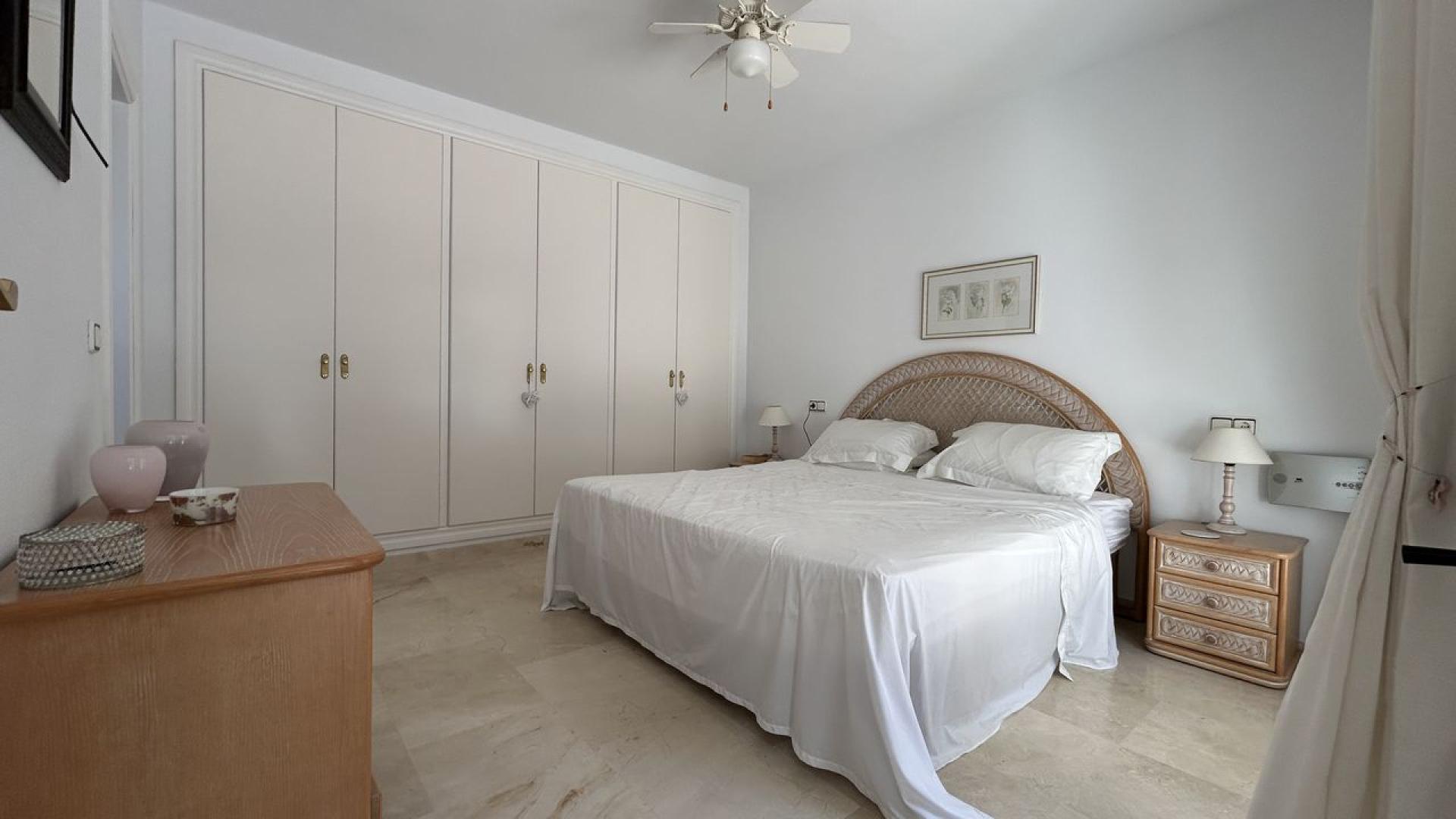 Las Ramblas, Atico con plaza privada en 1ª linea del campo de golf