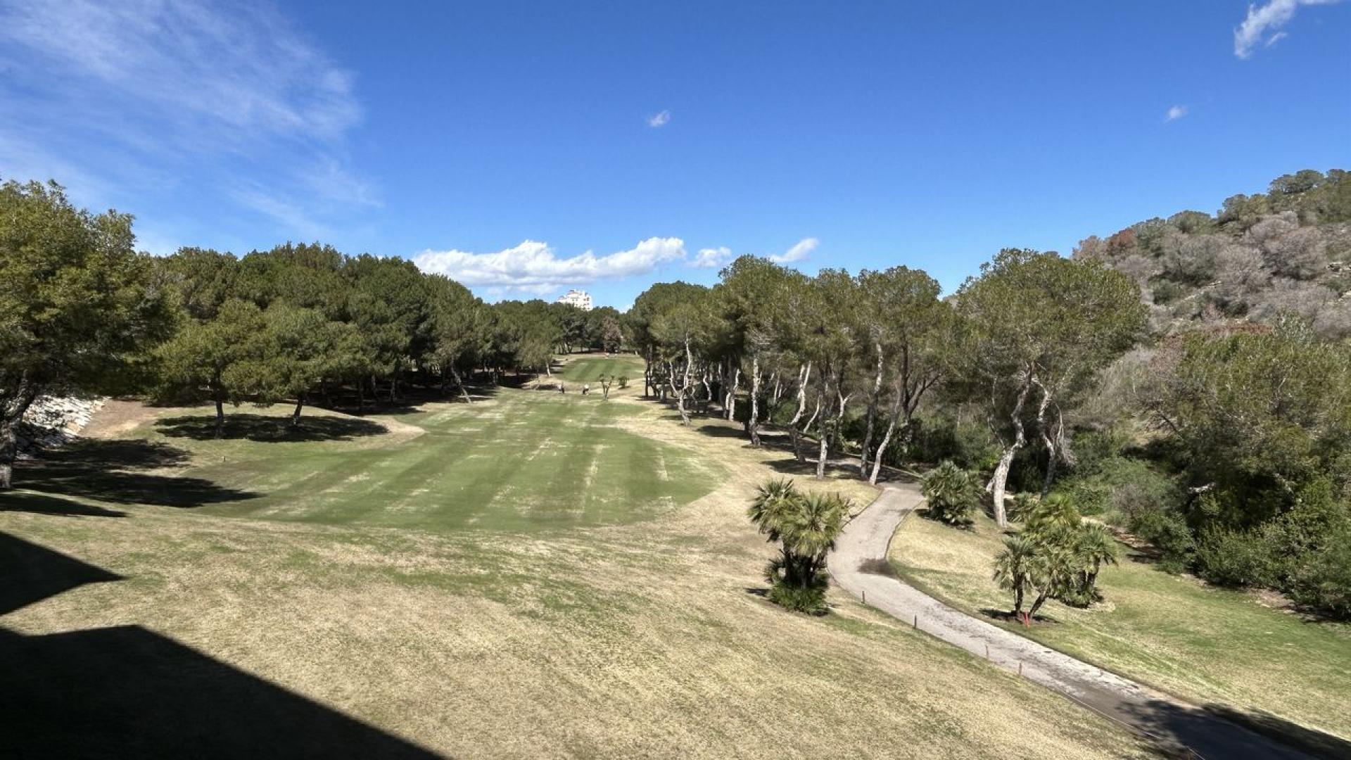 Las Ramblas, Atico con plaza privada en 1ª linea del campo de golf