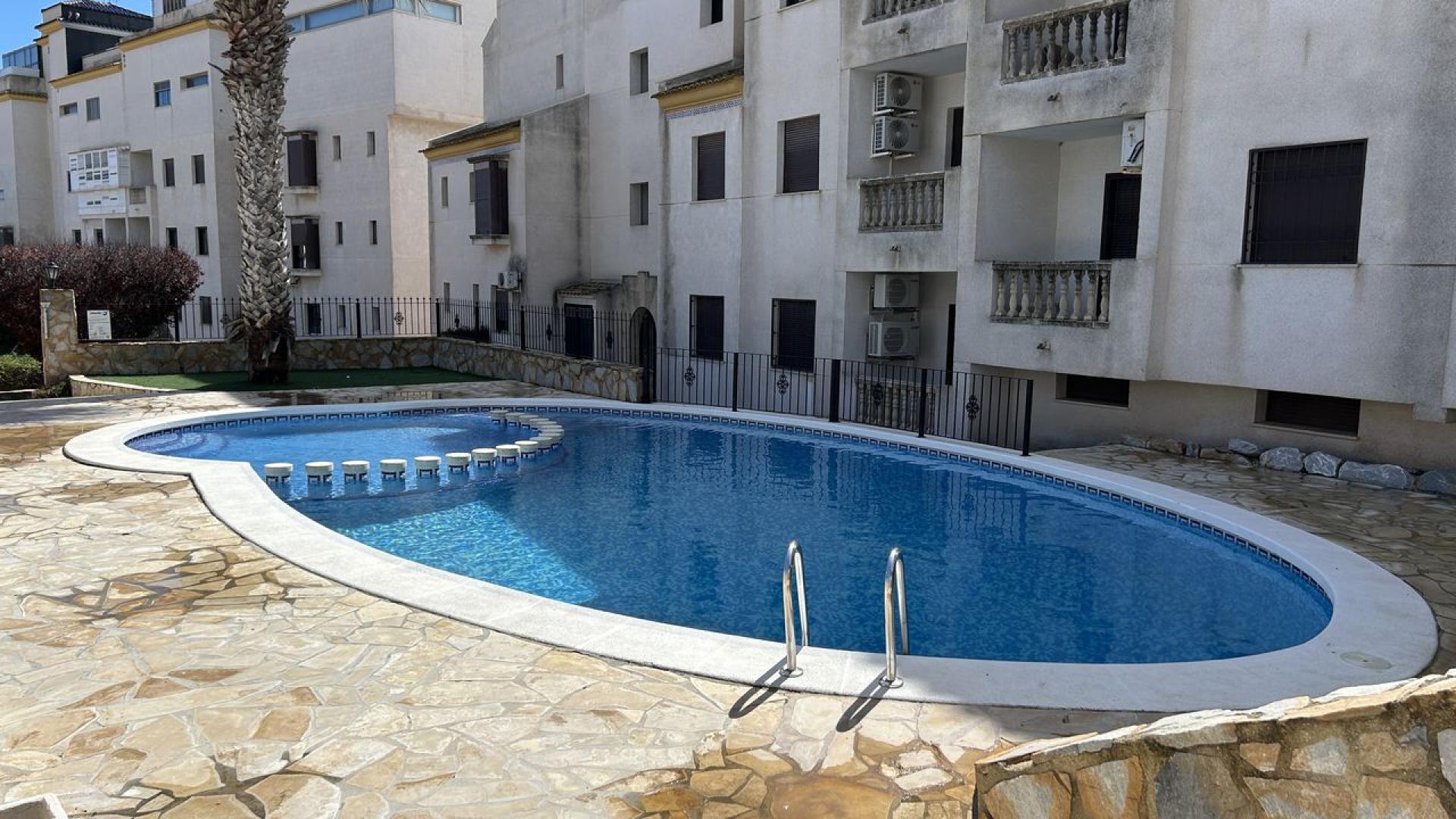 Las Ramblas, Atico con plaza privada en 1ª linea del campo de golf