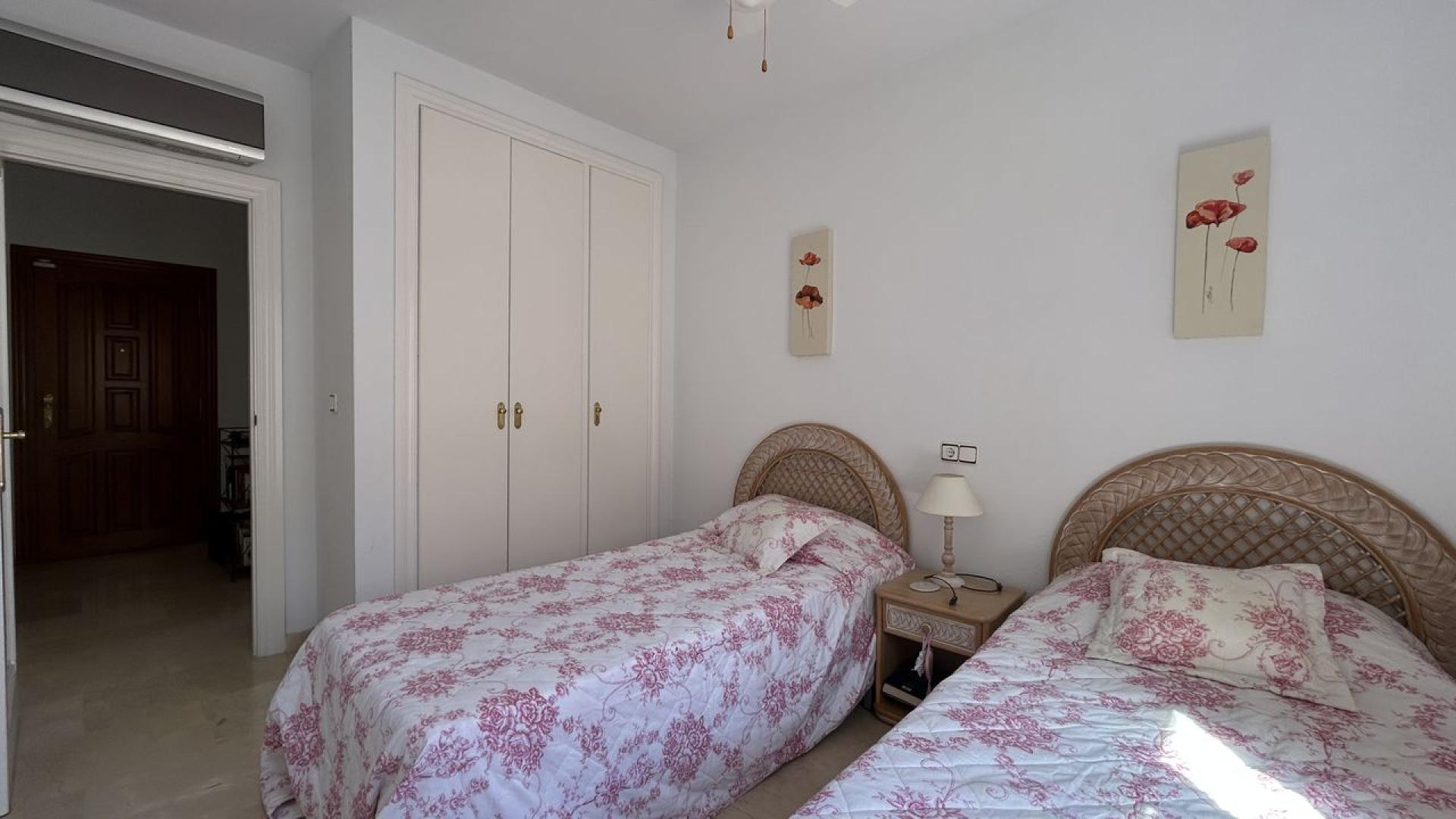 Las Ramblas, Atico con plaza privada en 1ª linea del campo de golf