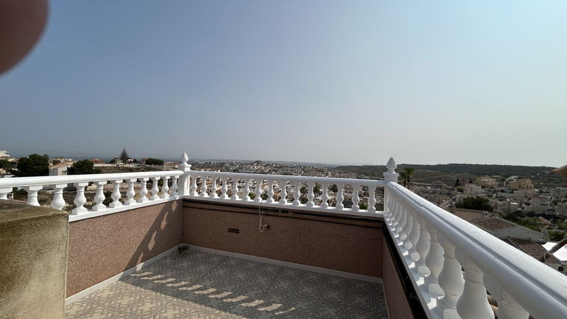 Ciudad Quesada, 328m2 villa med 5 sovrum och 1500m2 tomt