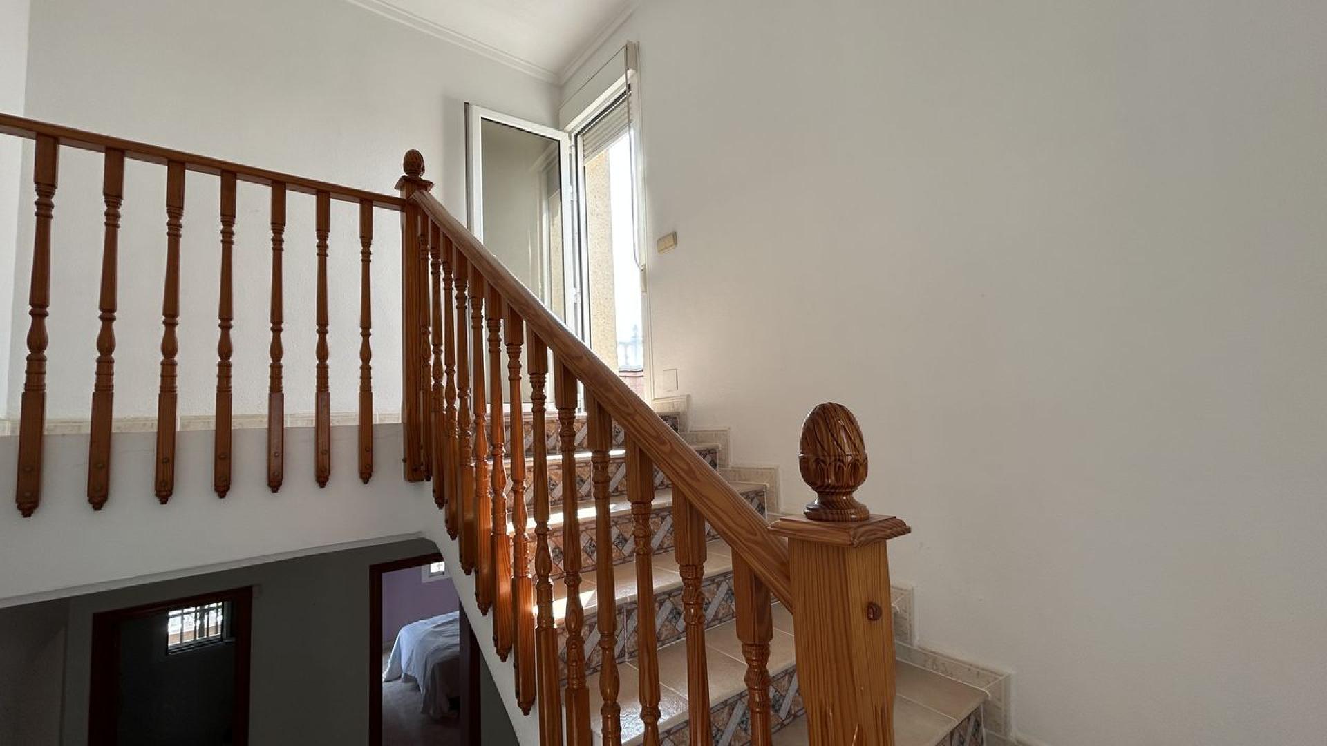 Ciudad Quesada, 328m2 villa med 5 sovrum och 1500m2 tomt