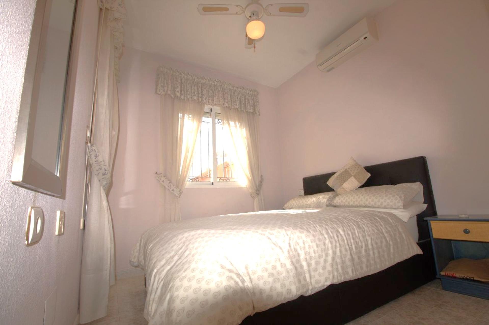 Orihuela Costa, Playa Flamenca, Radhus med 3 sovrum och 2 badrum