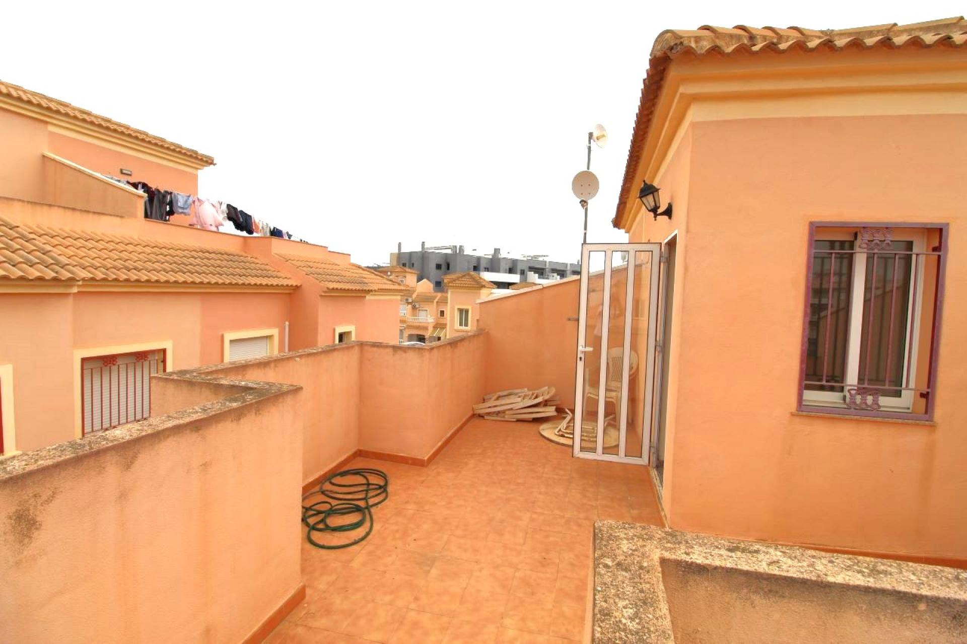 Orihuela Costa, Playa Flamenca, Radhus med 3 sovrum och 2 badrum