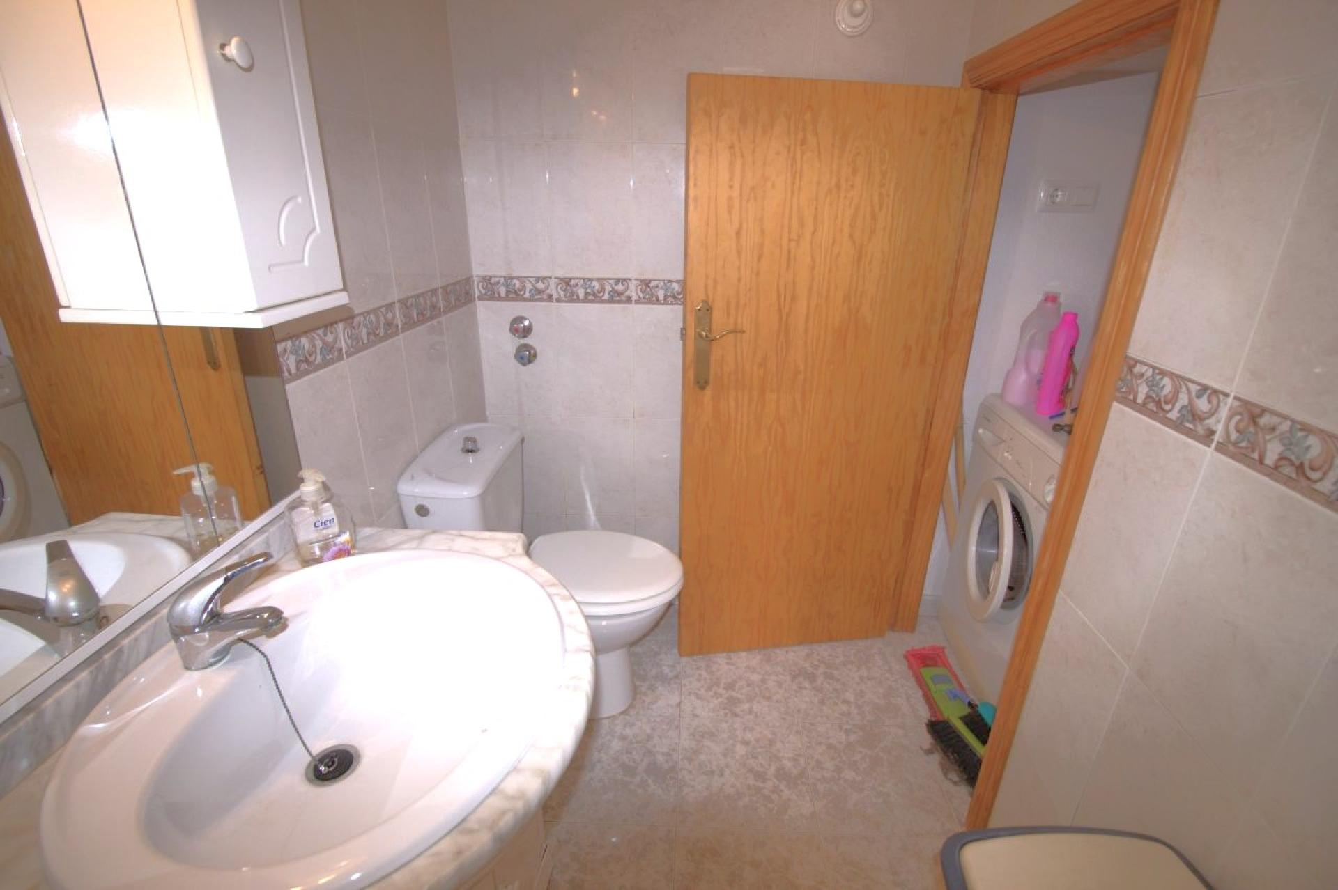 Orihuela Costa, Playa Flamenca, Radhus med 3 sovrum och 2 badrum