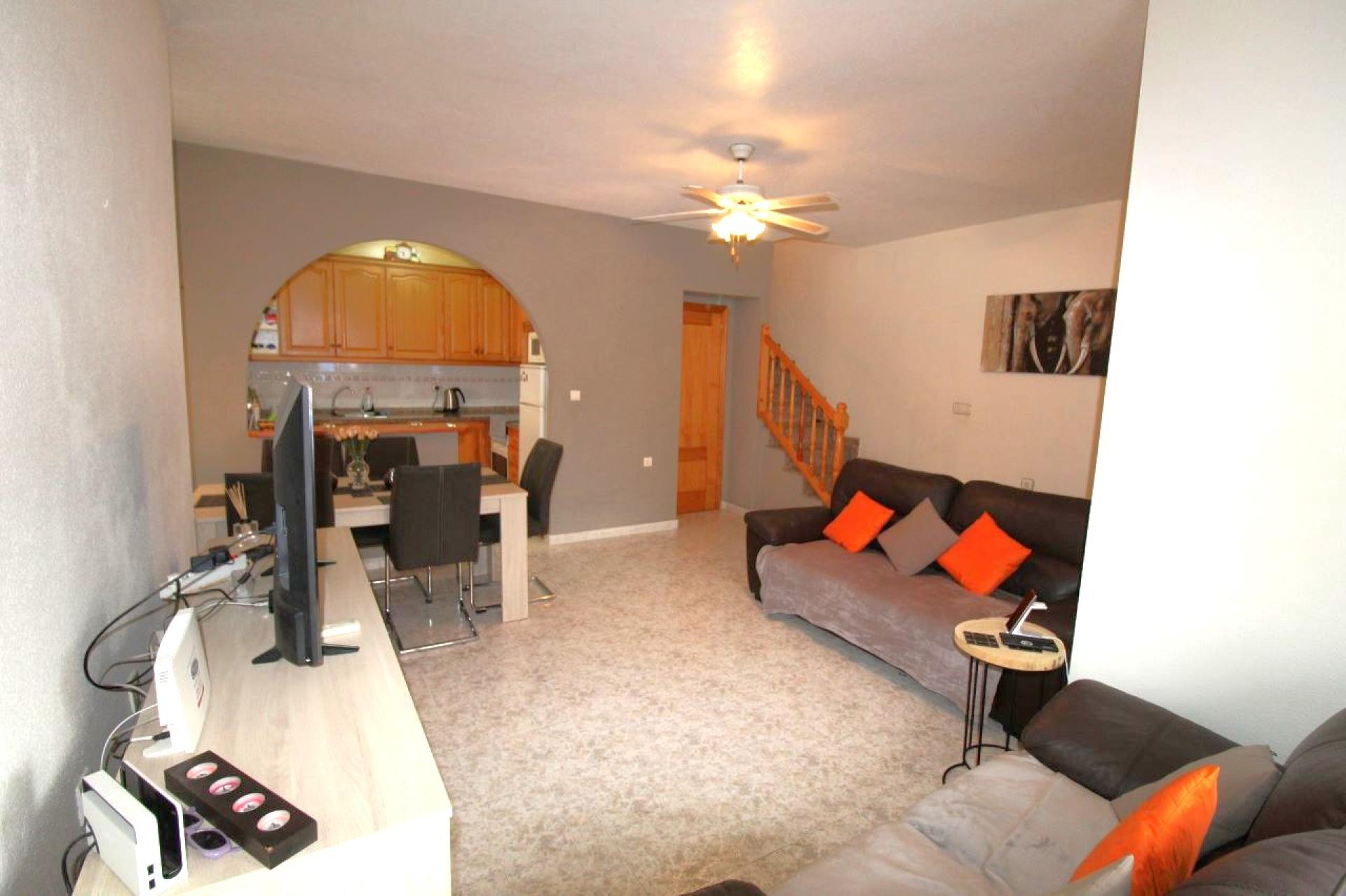 Orihuela Costa, Playa Flamenca, Radhus med 3 sovrum och 2 badrum