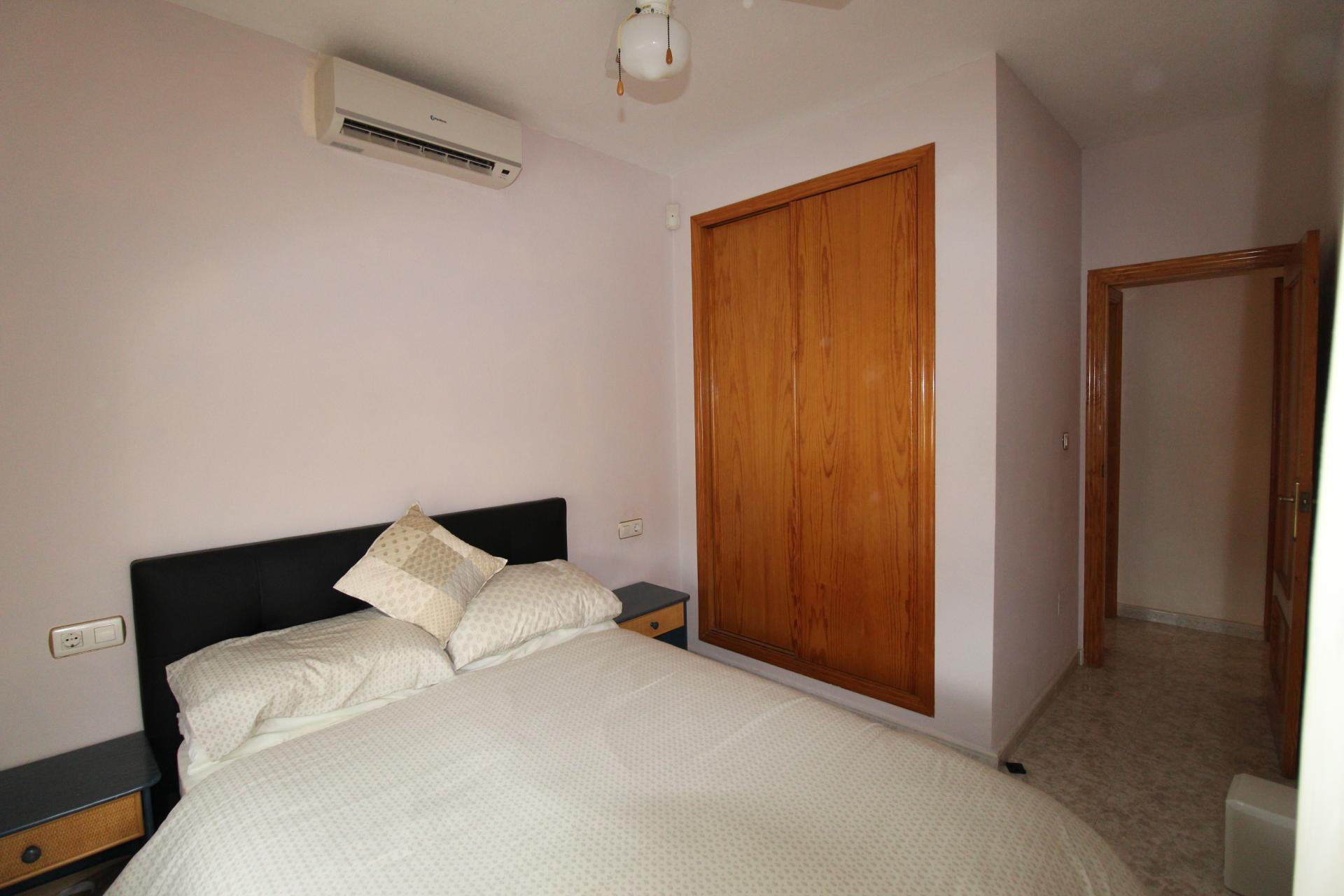 Orihuela Costa, Playa Flamenca, Radhus med 3 sovrum och 2 badrum