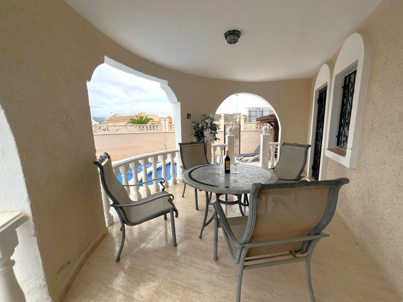 Camposol, Villa con 3 dormitorios y 3 baños