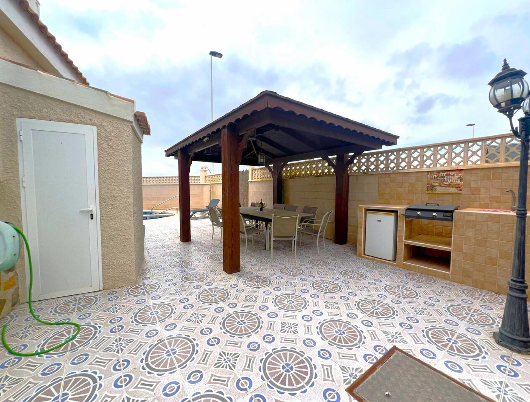 Camposol, Villa con 3 dormitorios y 3 baños