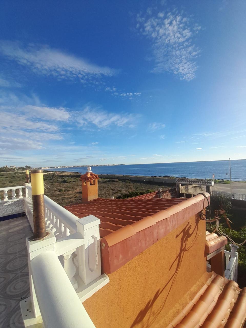 Torrevieja, Rocio Del Mar, Strandvilla mit 1200 m² Grundstück