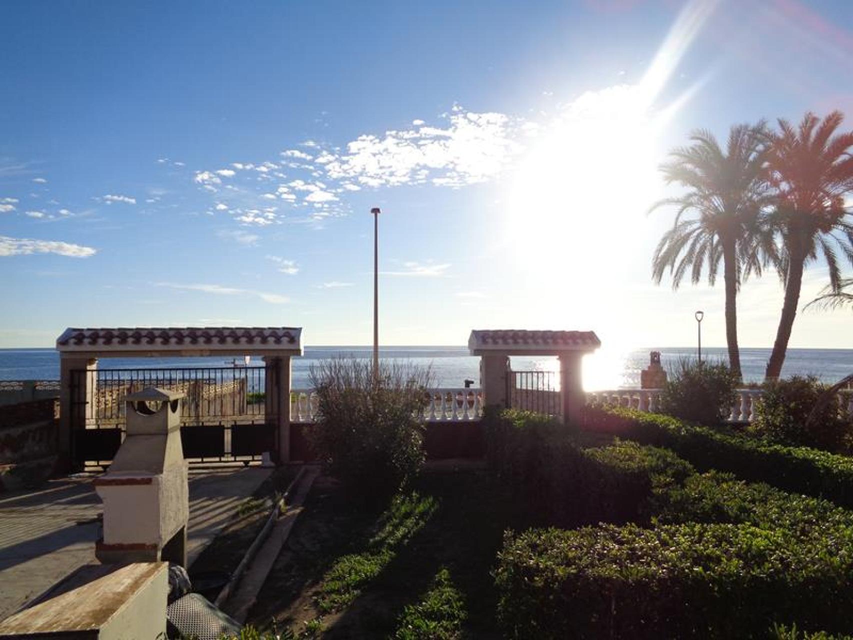 Torrevieja, Rocio Del Mar, Strandvilla mit 1200 m² Grundstück