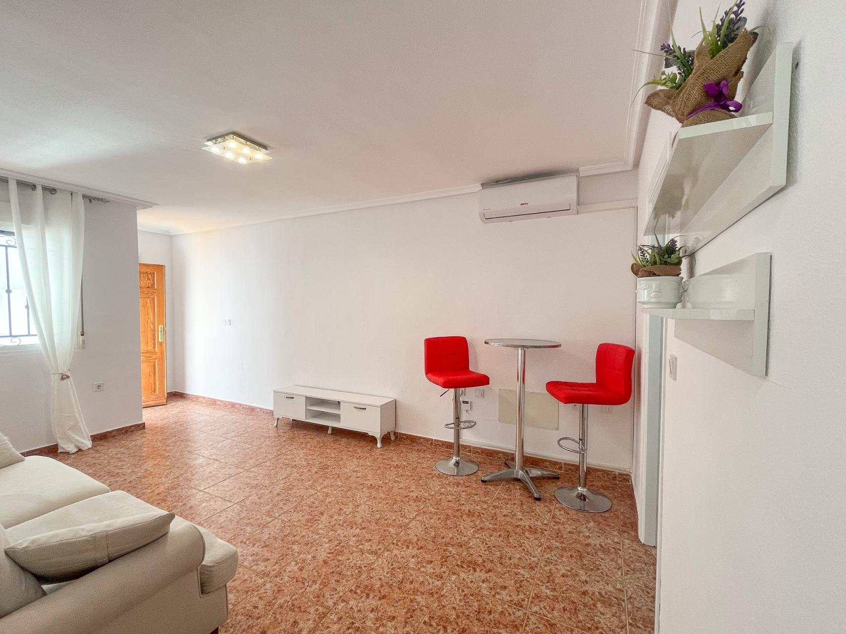 Entre Naranjos, Bungalow planta baja con piscina comunitaria