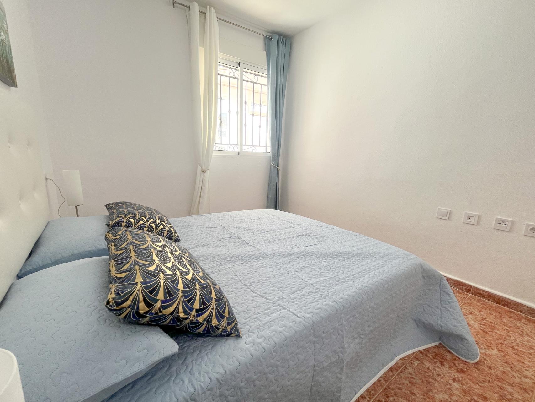 Entre Naranjos, Bungalow planta baja con piscina comunitaria