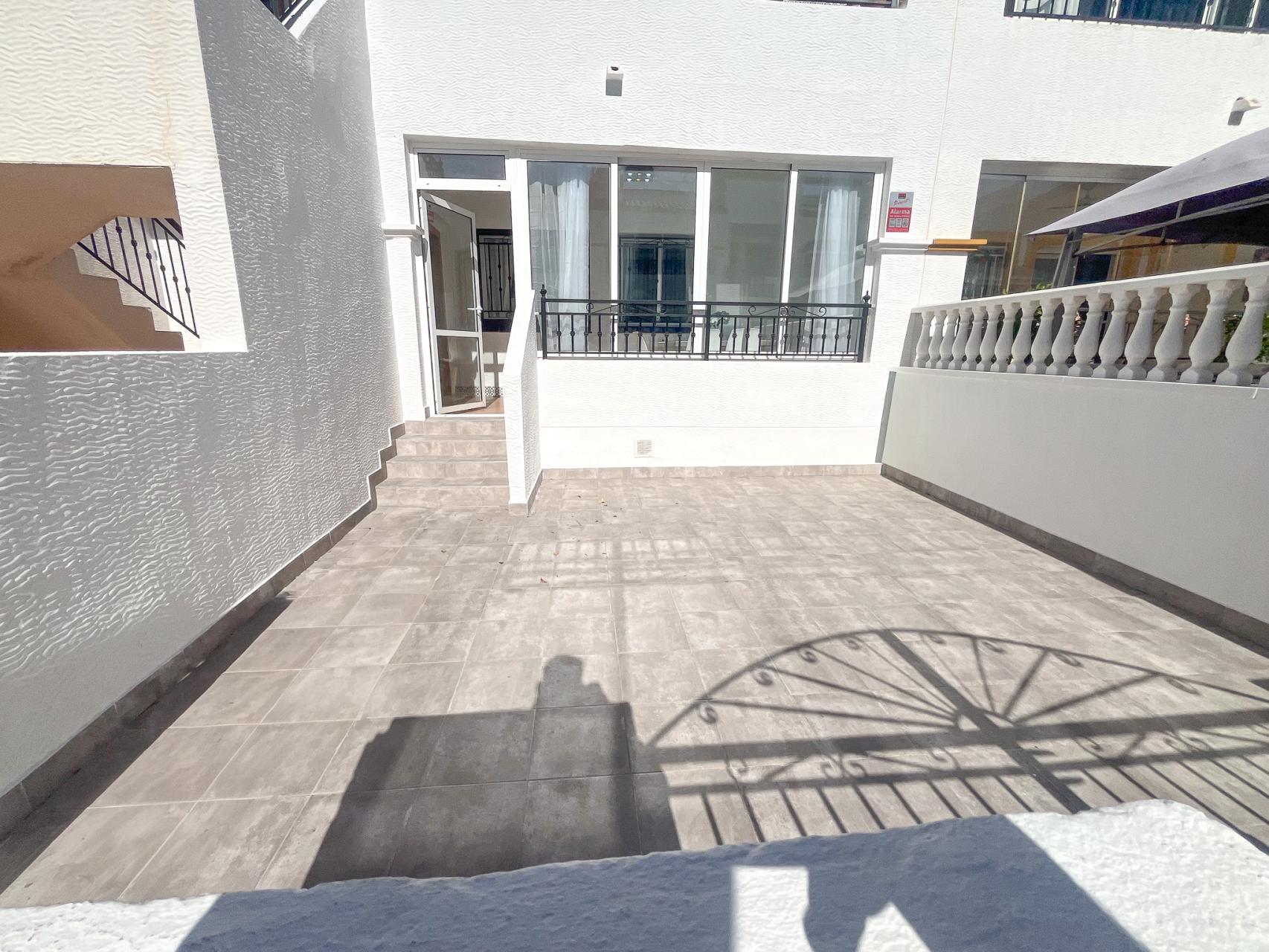 Entre Naranjos, Bungalow planta baja con piscina comunitaria