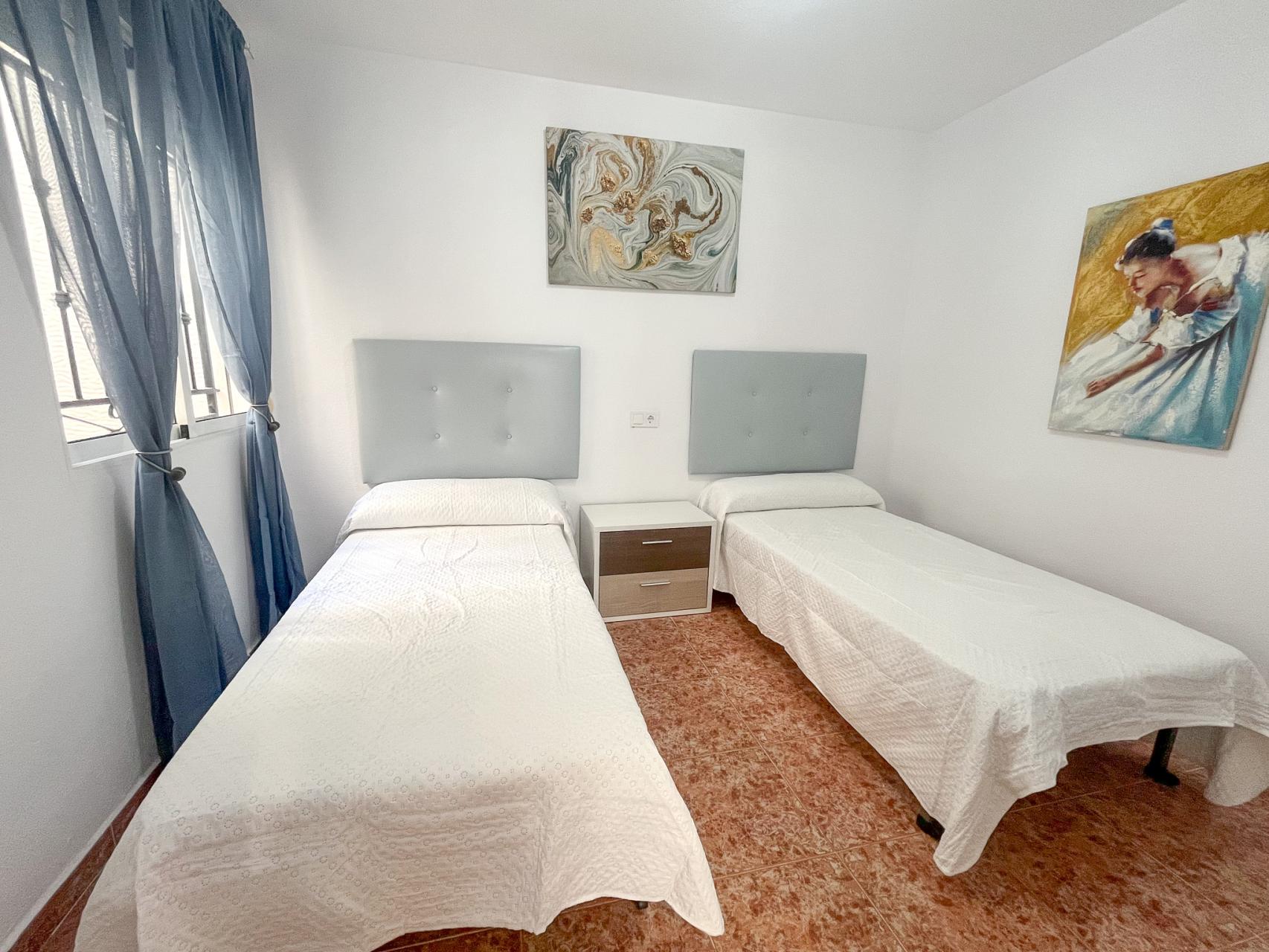 Entre Naranjos, Bungalow planta baja con piscina comunitaria