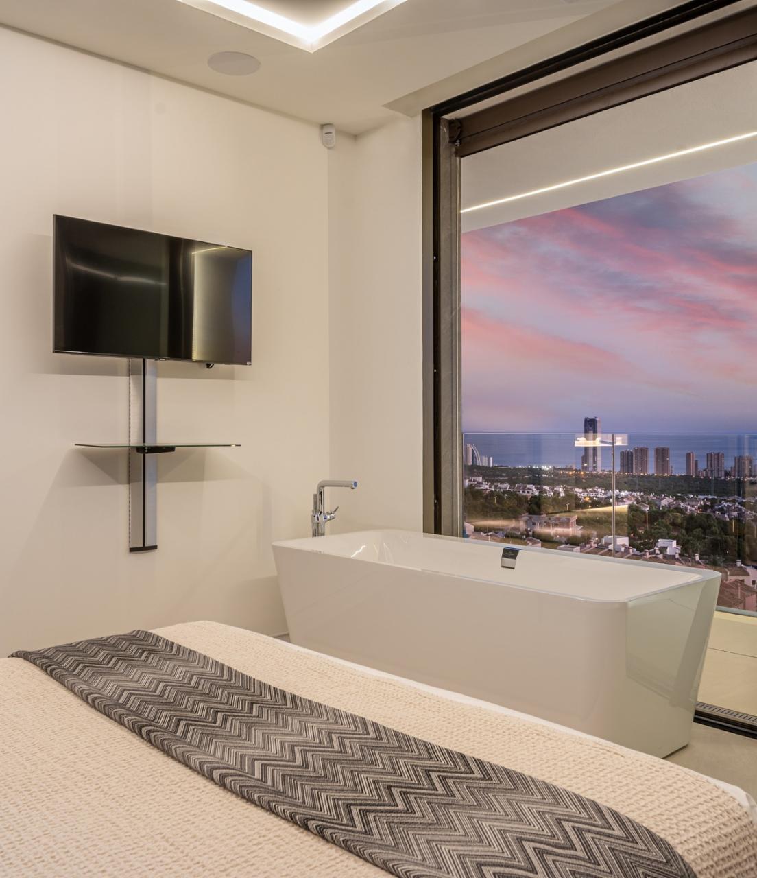 Finestrat, Neu gebaute Luxusvilla mit Meerblick