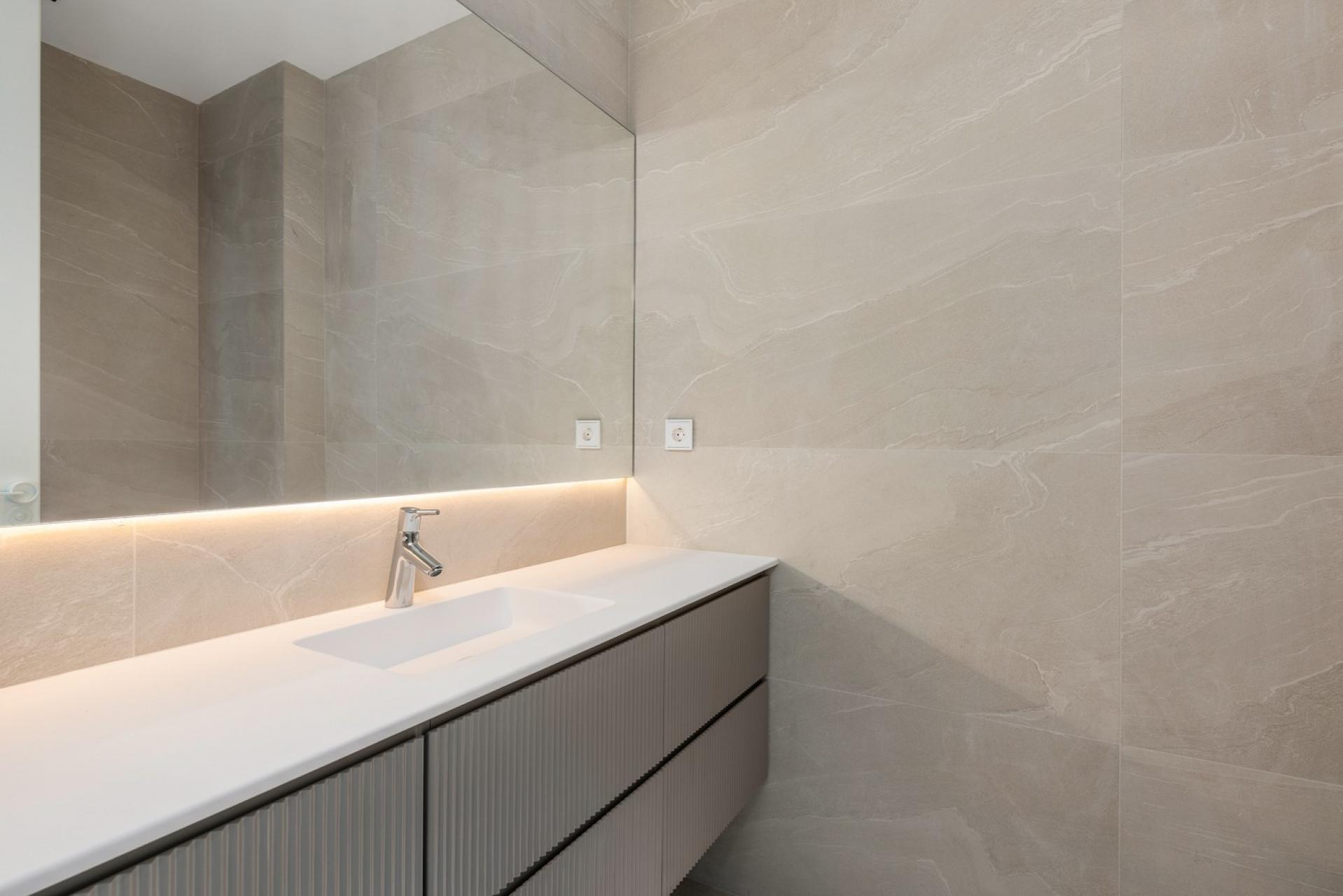 Finestrat, Neu gebaute Luxusvilla mit Meerblick