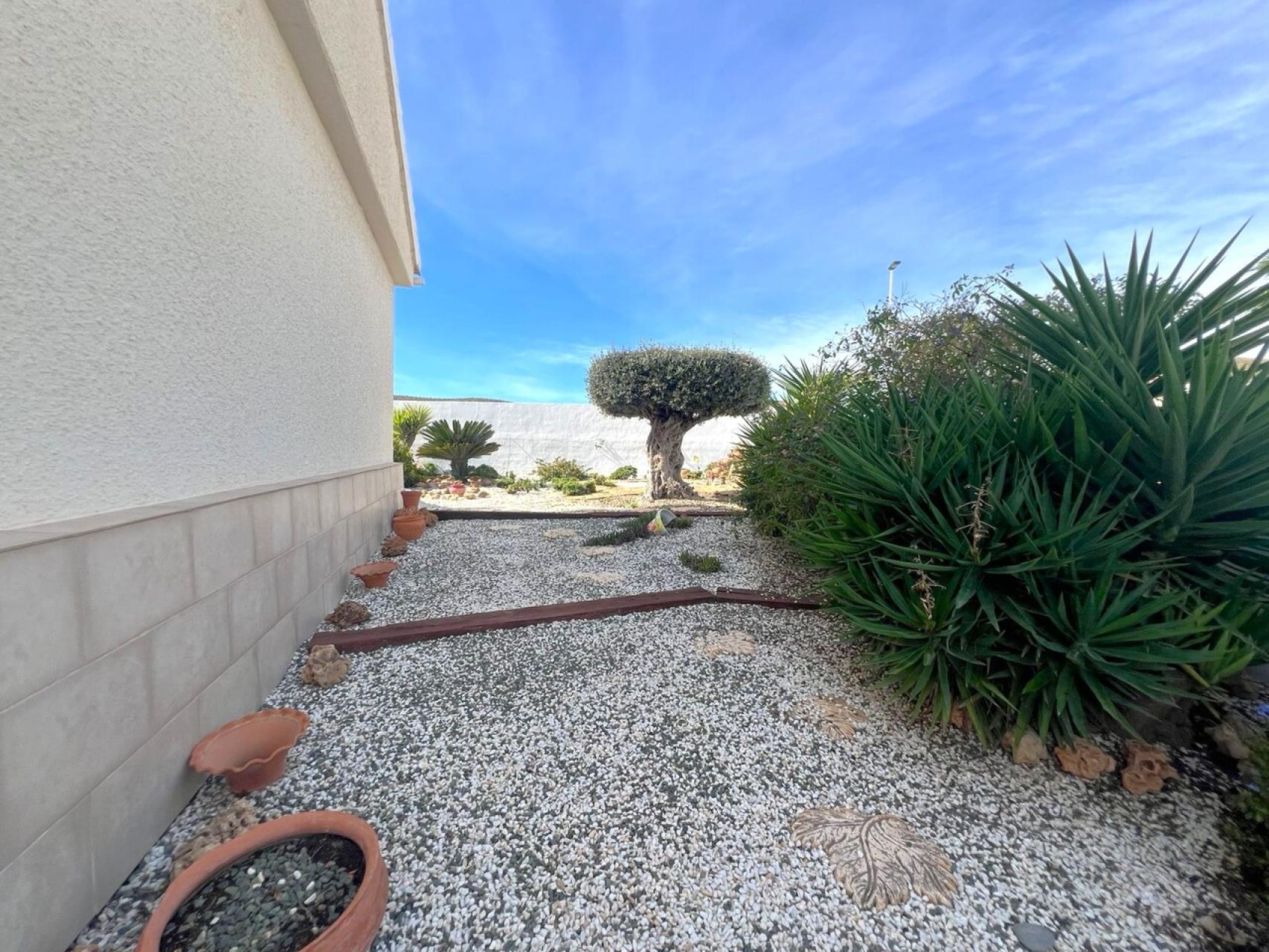 Camposol, Villa Independiente con 3 dormitorios y 3 baños