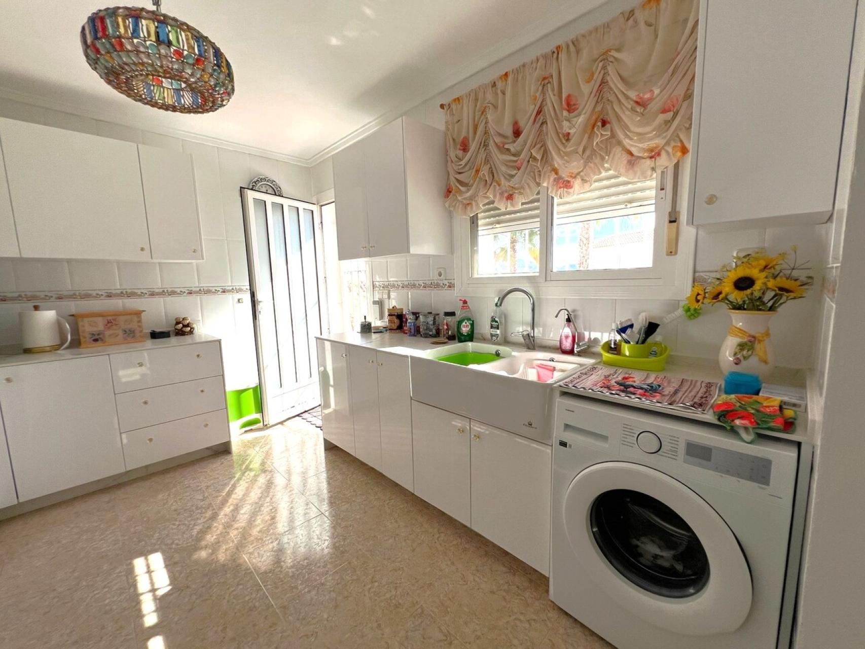 Camposol, Villa Independiente con 3 dormitorios y 3 baños