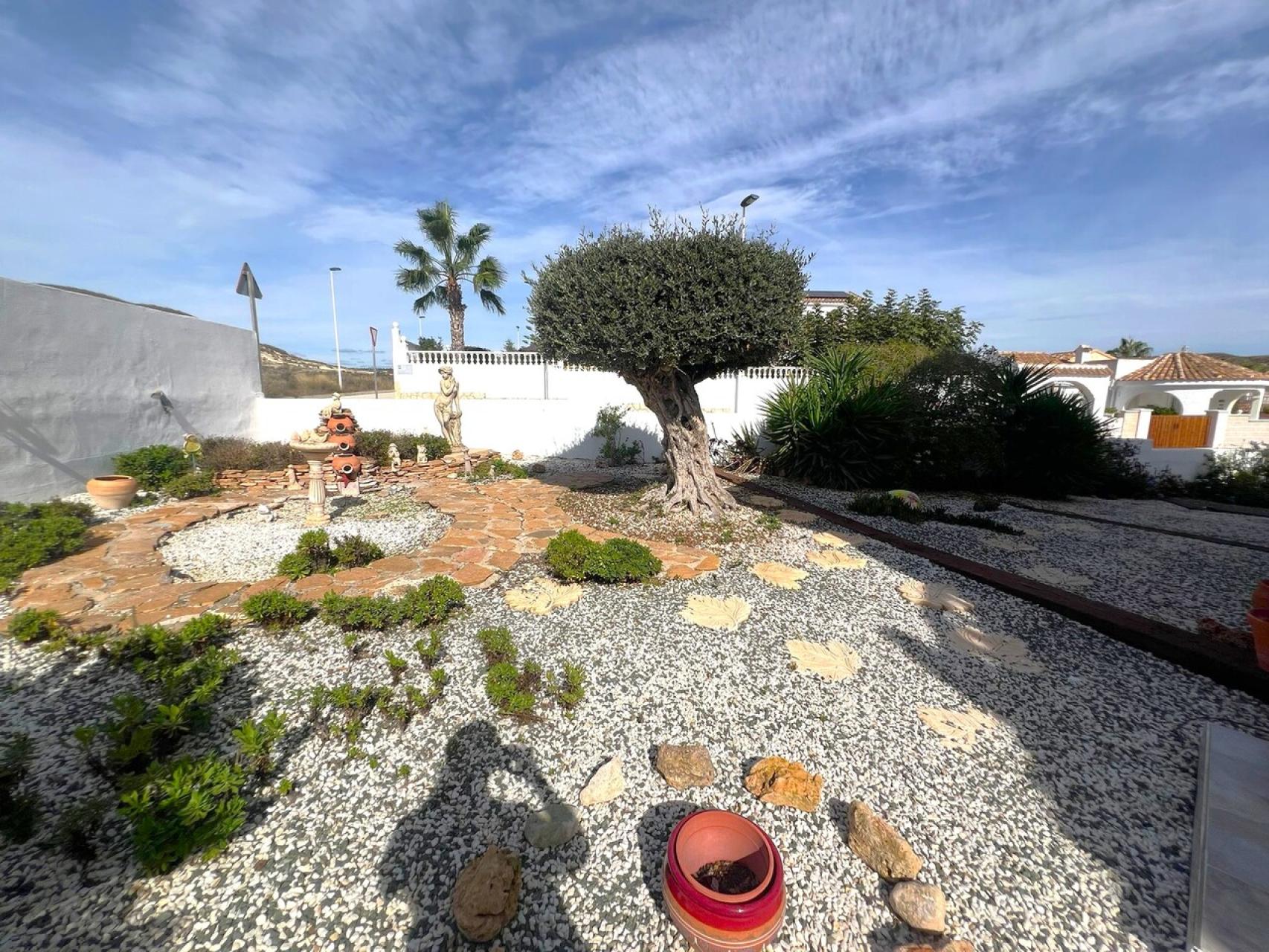 Camposol, Villa Independiente con 3 dormitorios y 3 baños