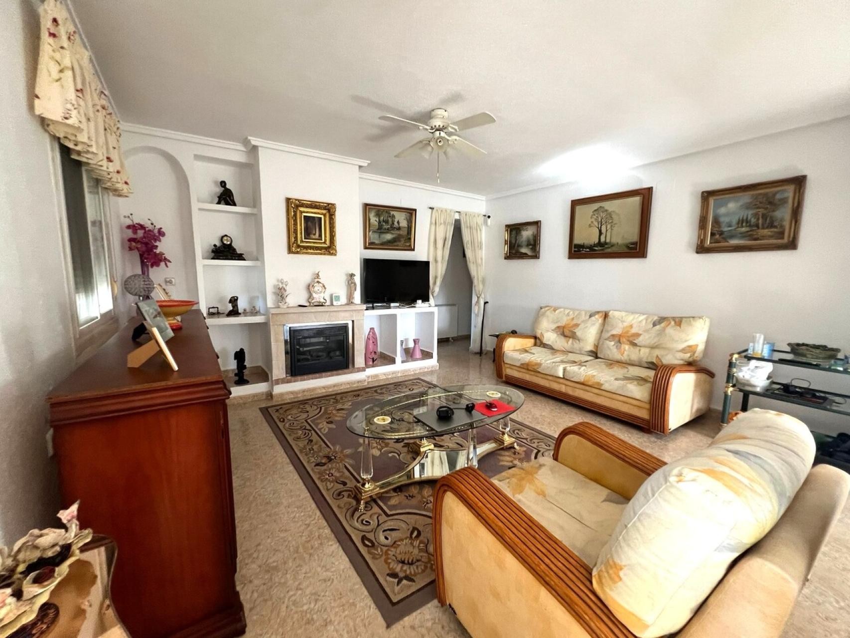 Camposol, Villa Independiente con 3 dormitorios y 3 baños