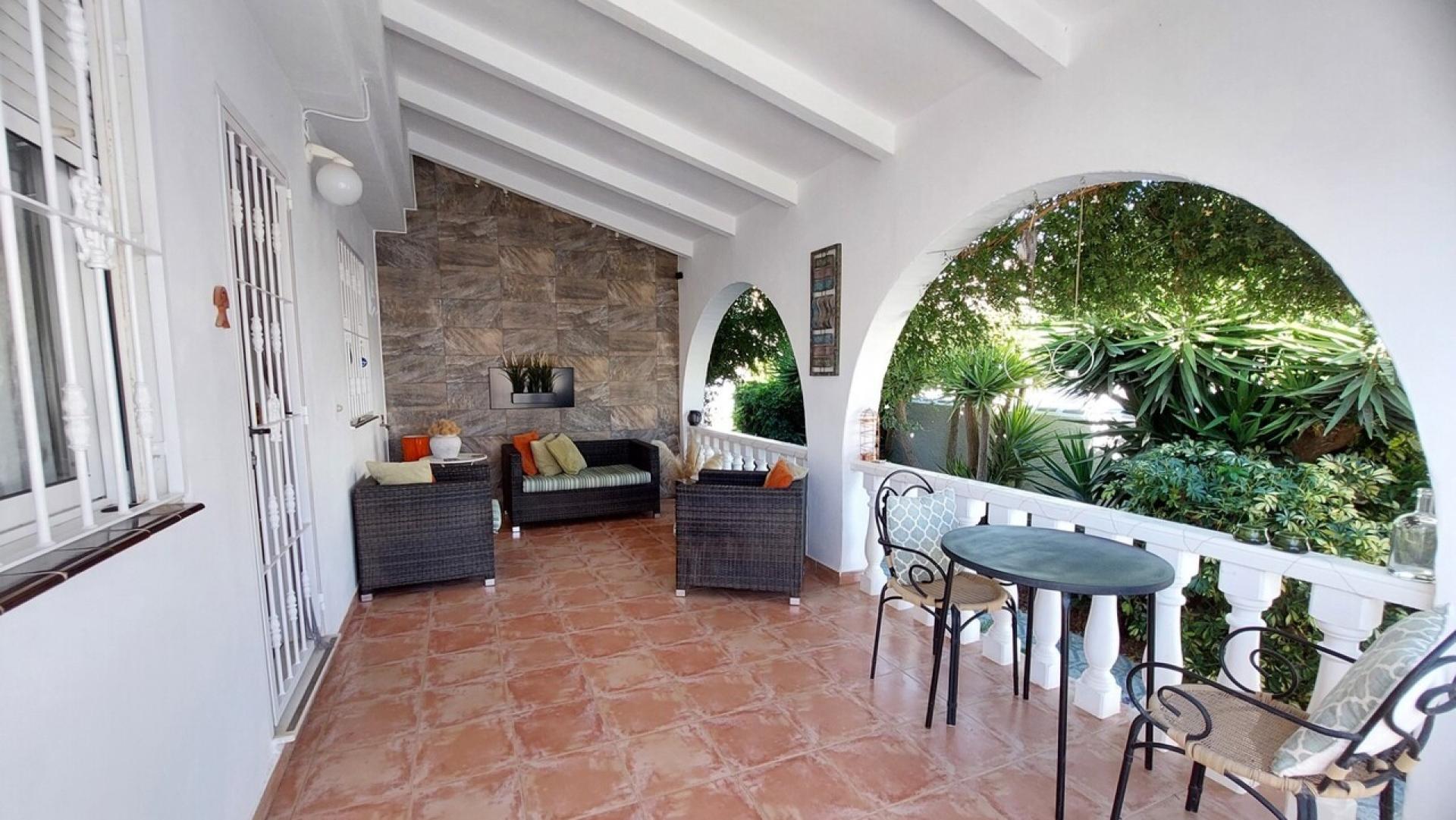 Camposol, Villa Independiente con 3 dormitorios y 2 baños