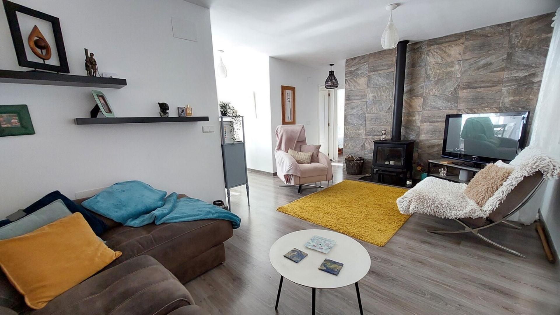 Camposol, Villa Independiente con 3 dormitorios y 2 baños